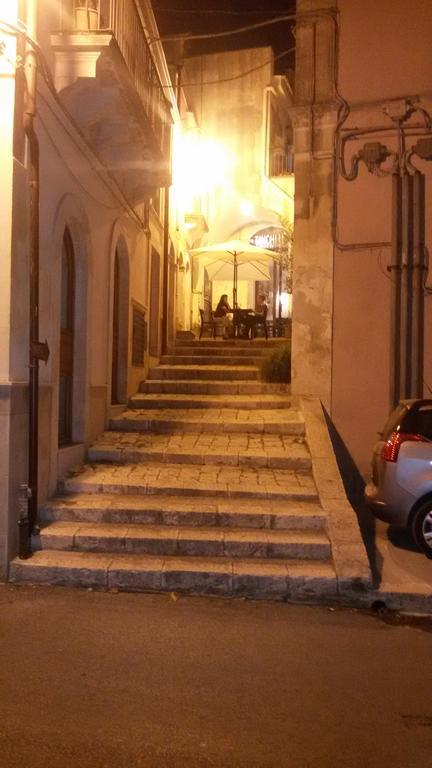 L'Arco Di Coffa Hotel Ragusa Exterior foto